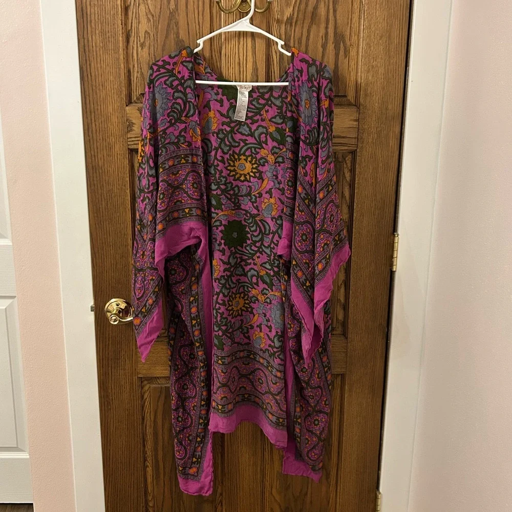 Free People Magic Dance Duster Kimono Vibrant Pink Magenta Patterned One Size - Picture 3 of 9